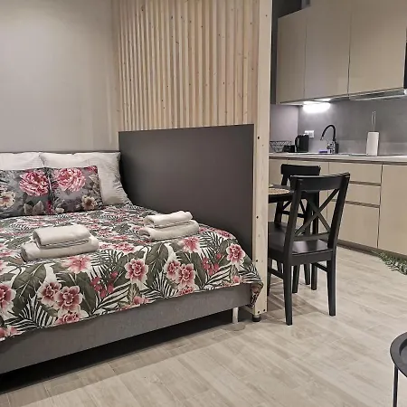 Апартаменты Easy Rent - Business Center 41, 24h Check-in